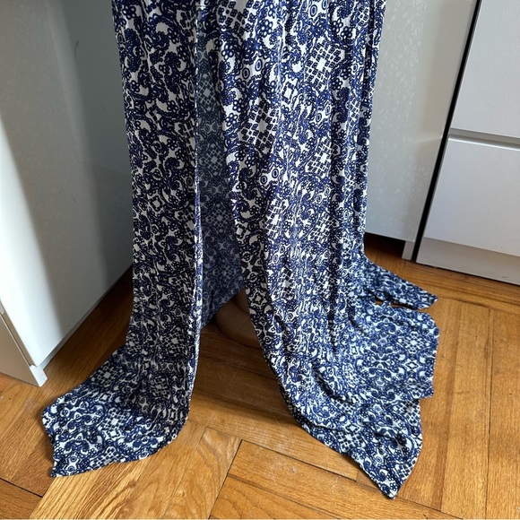 Lulu’s Mandala Daydream Blue Print Maxi Dress sz M - Picture 11 of 15